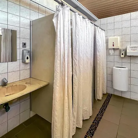 Beautiful In With Swimming Pool Hébergement de vacances